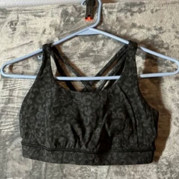 lululemon athletica Other - Lululemon Energy Sports Bra Black Camo Size 6 NO PADS